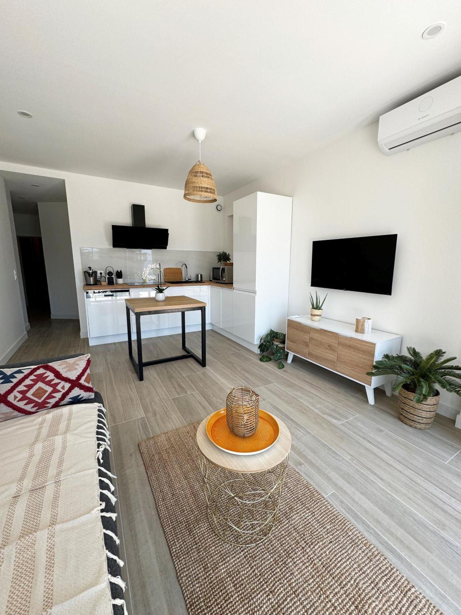 La Villa Dina Carqueiranne Εξωτερικό φωτογραφία
